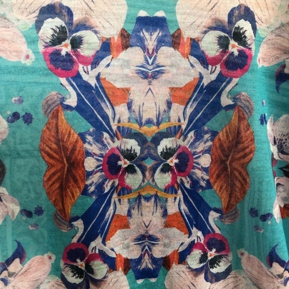 Clover Canyon Kaleidoscope series orchids high low hem blouse - Picture 4 of 7